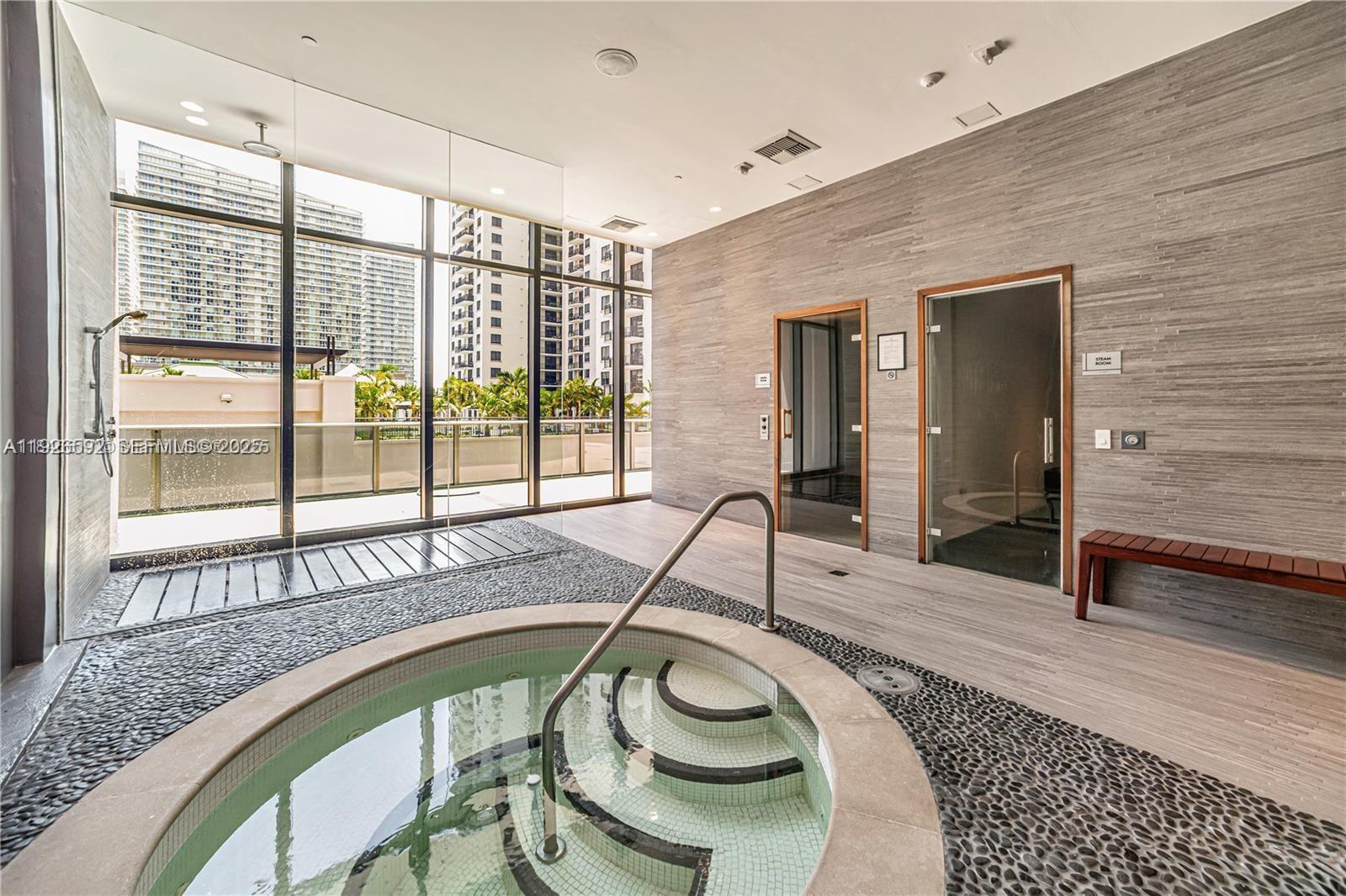 image Brickell Heights East28