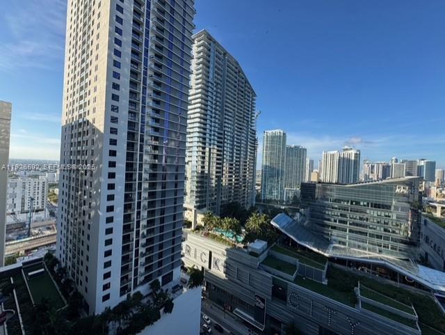 image Brickell Heights East3