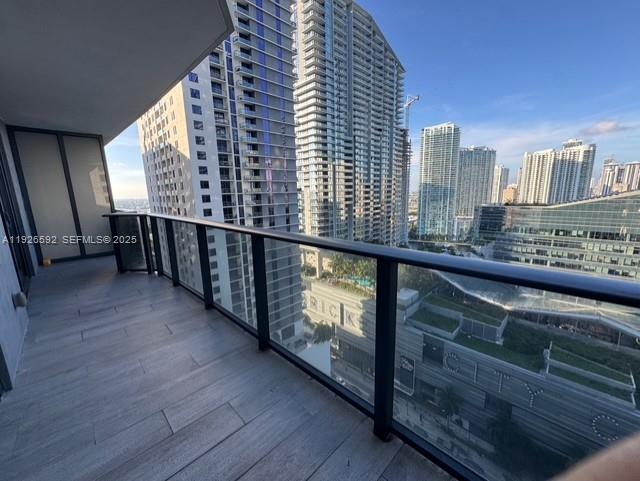image Brickell Heights East5