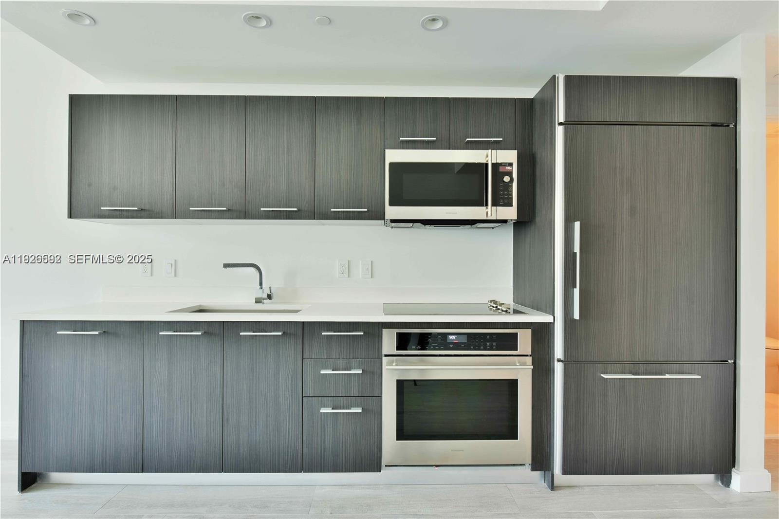 image Brickell Heights East8