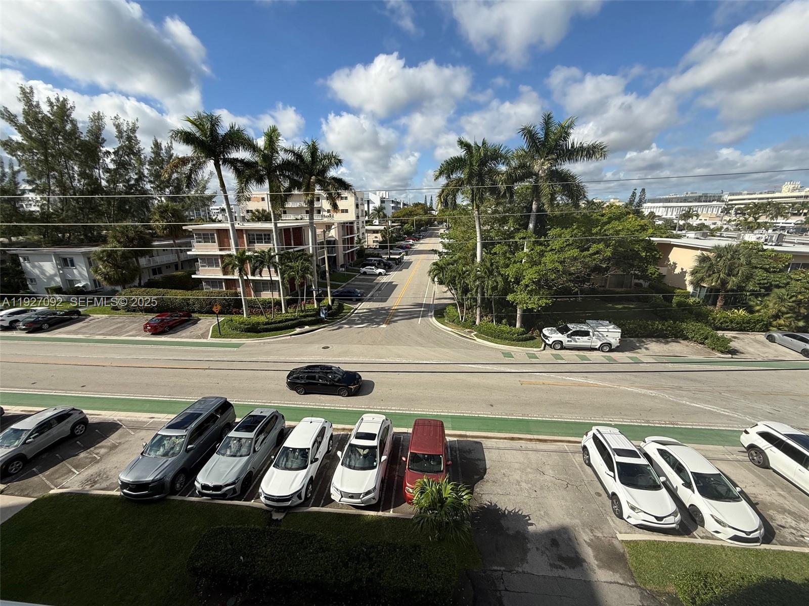 9381 E Bay Hbr Dr #402N Bay Harbor Islands, FL 33154