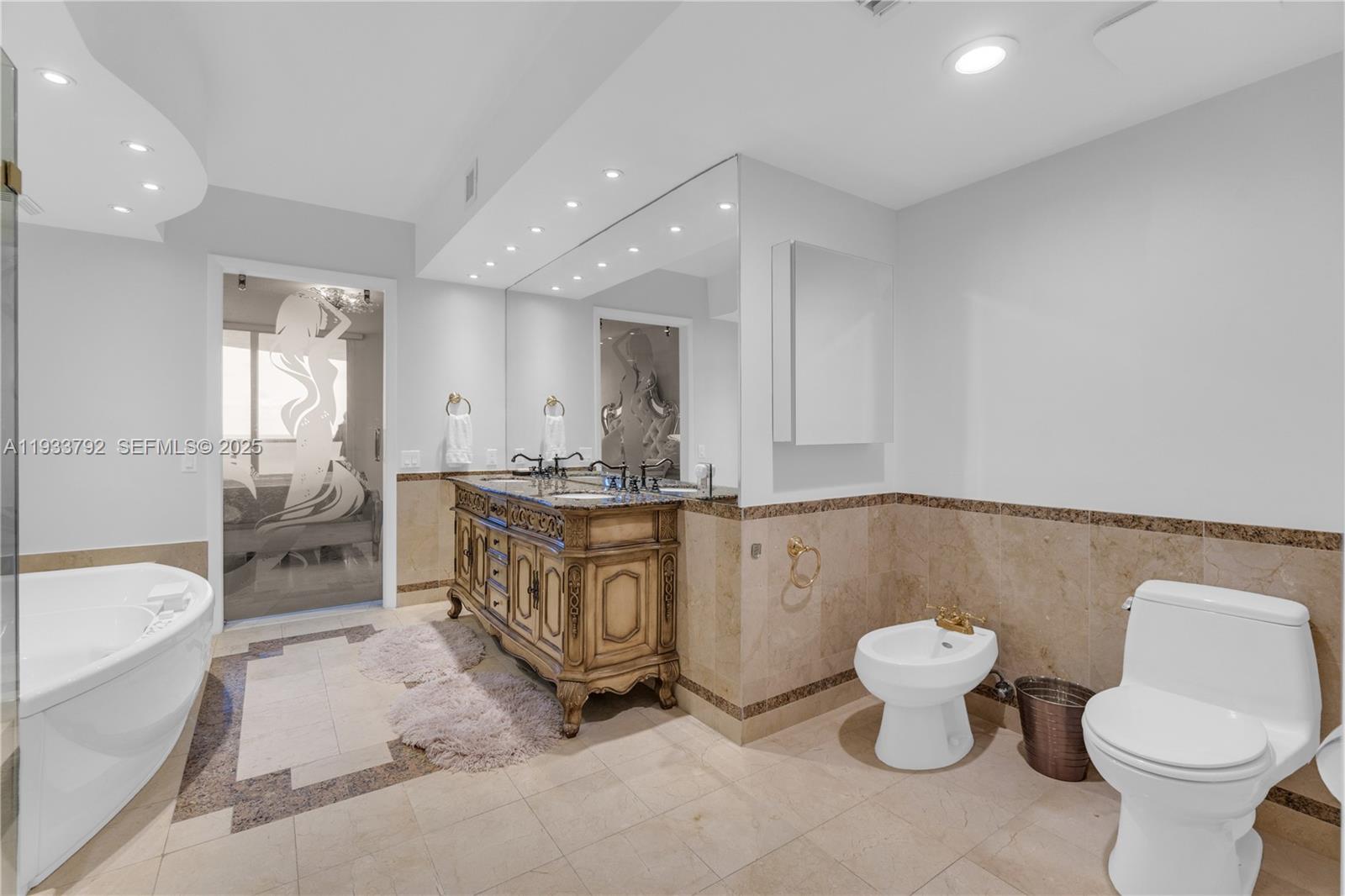 image Ocean Two Condo19