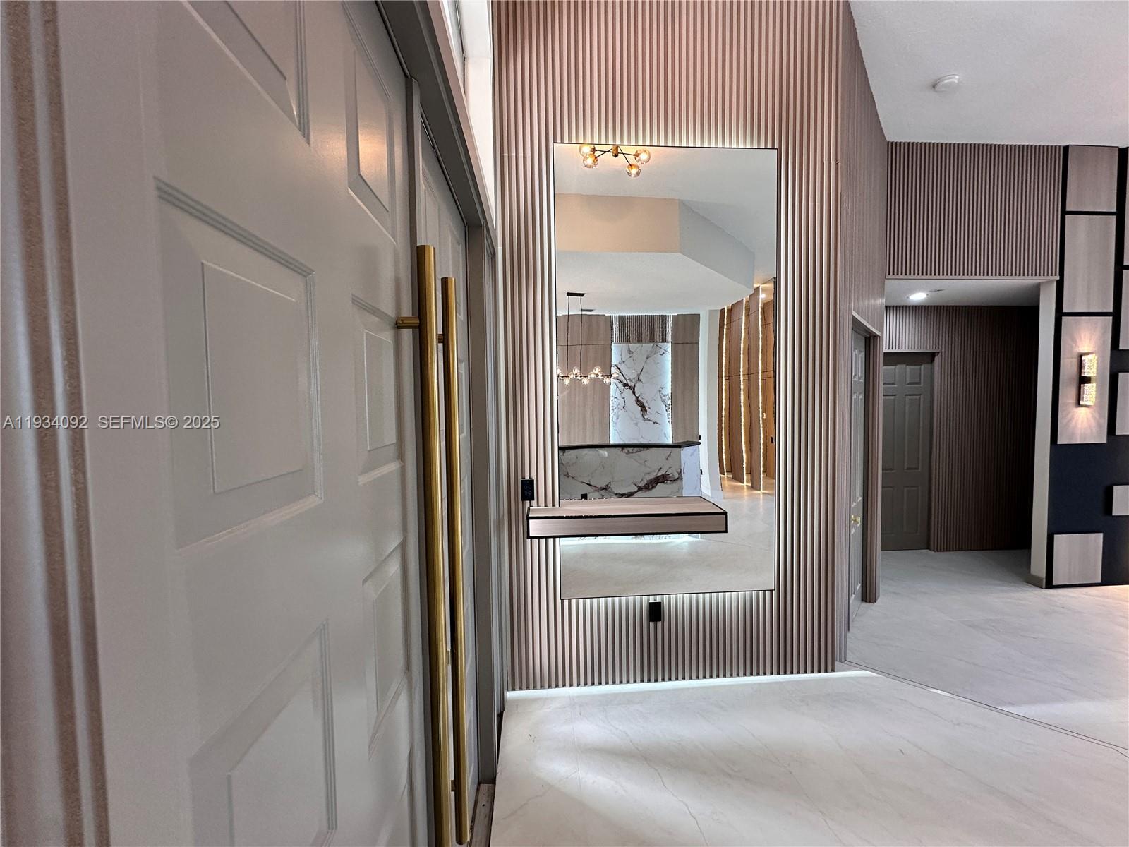 13785 SW 40th St Davie, FL 33330