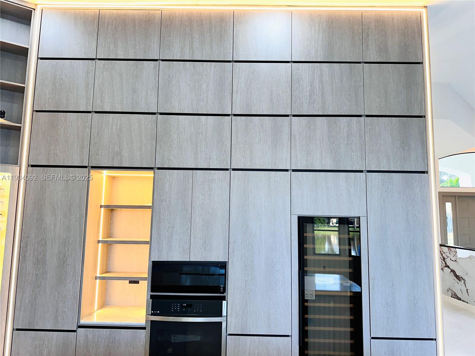 13785 SW 40th St Davie, FL 33330