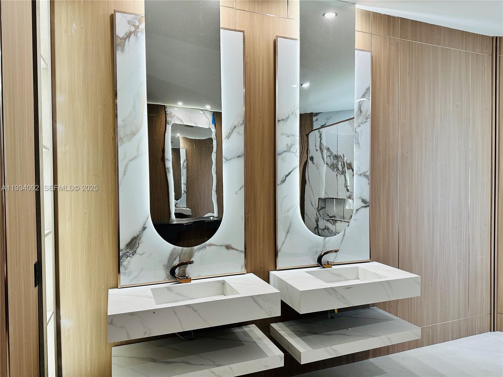 13785 SW 40th St Davie, FL 33330