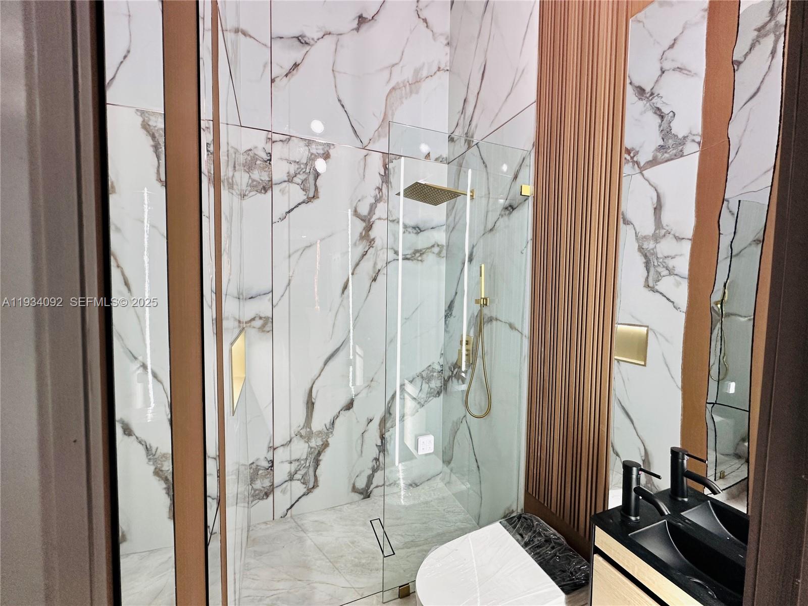 13785 SW 40th St Davie, FL 33330