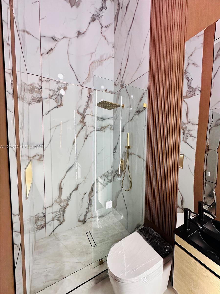 13785 SW 40th St Davie, FL 33330