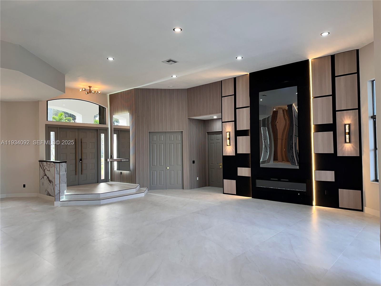 13785 SW 40th St Davie, FL 33330