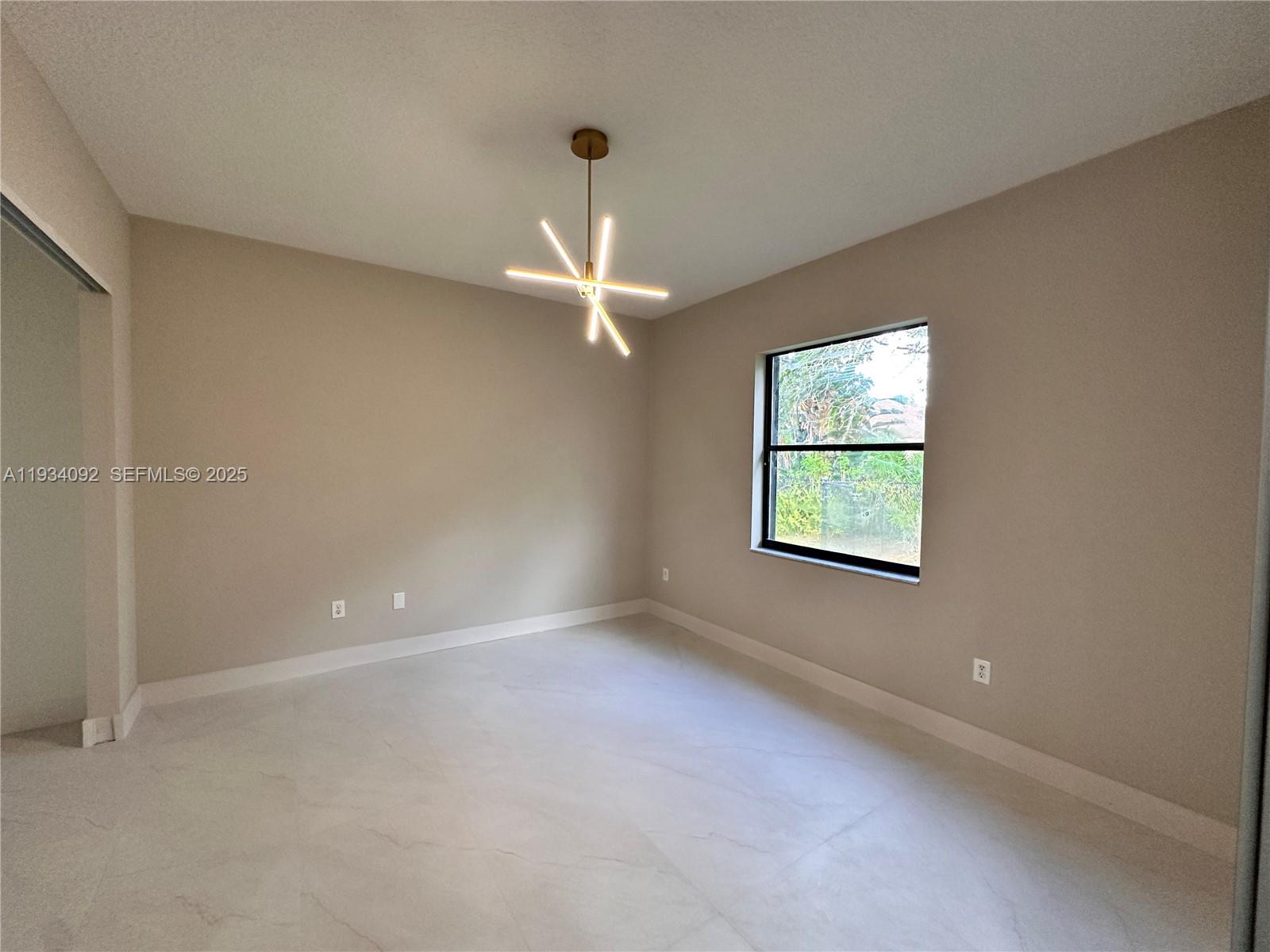 13785 SW 40th St Davie, FL 33330