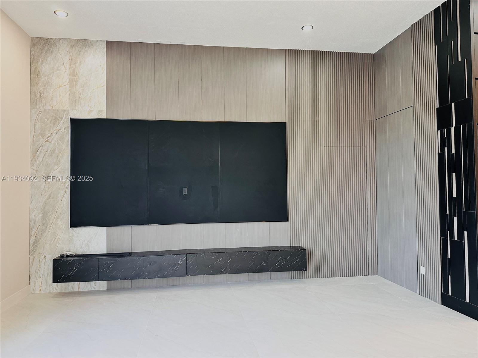 13785 SW 40th St Davie, FL 33330