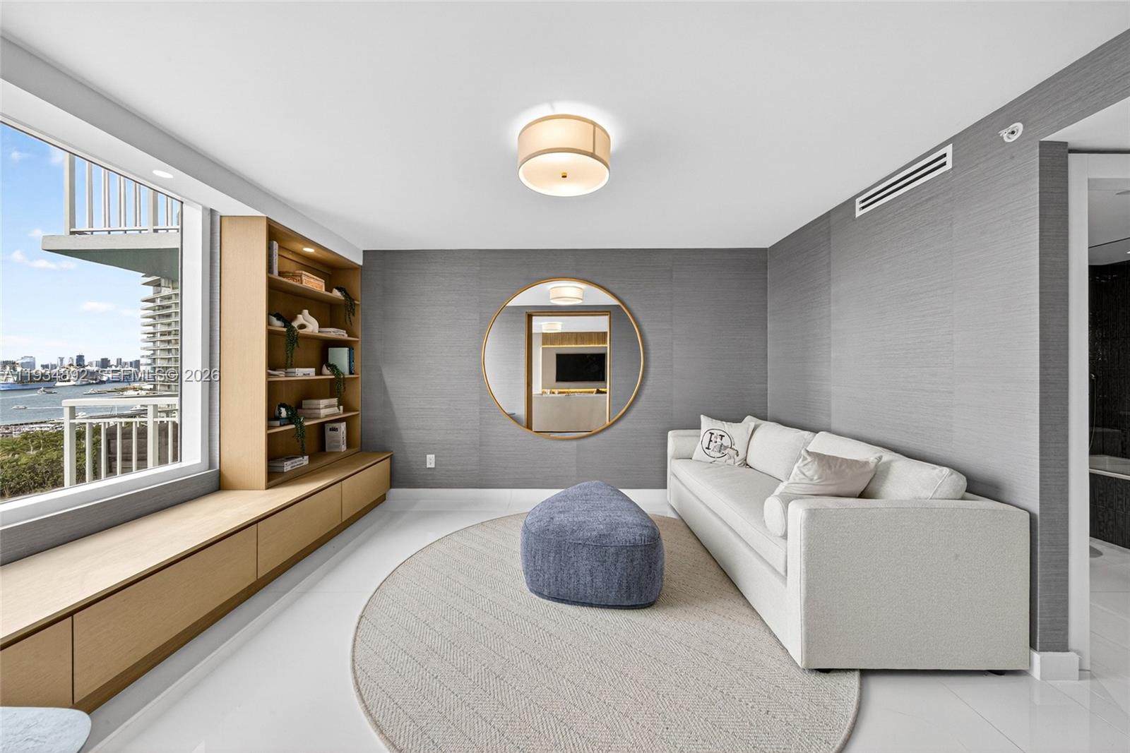 image South Pointe Towers21