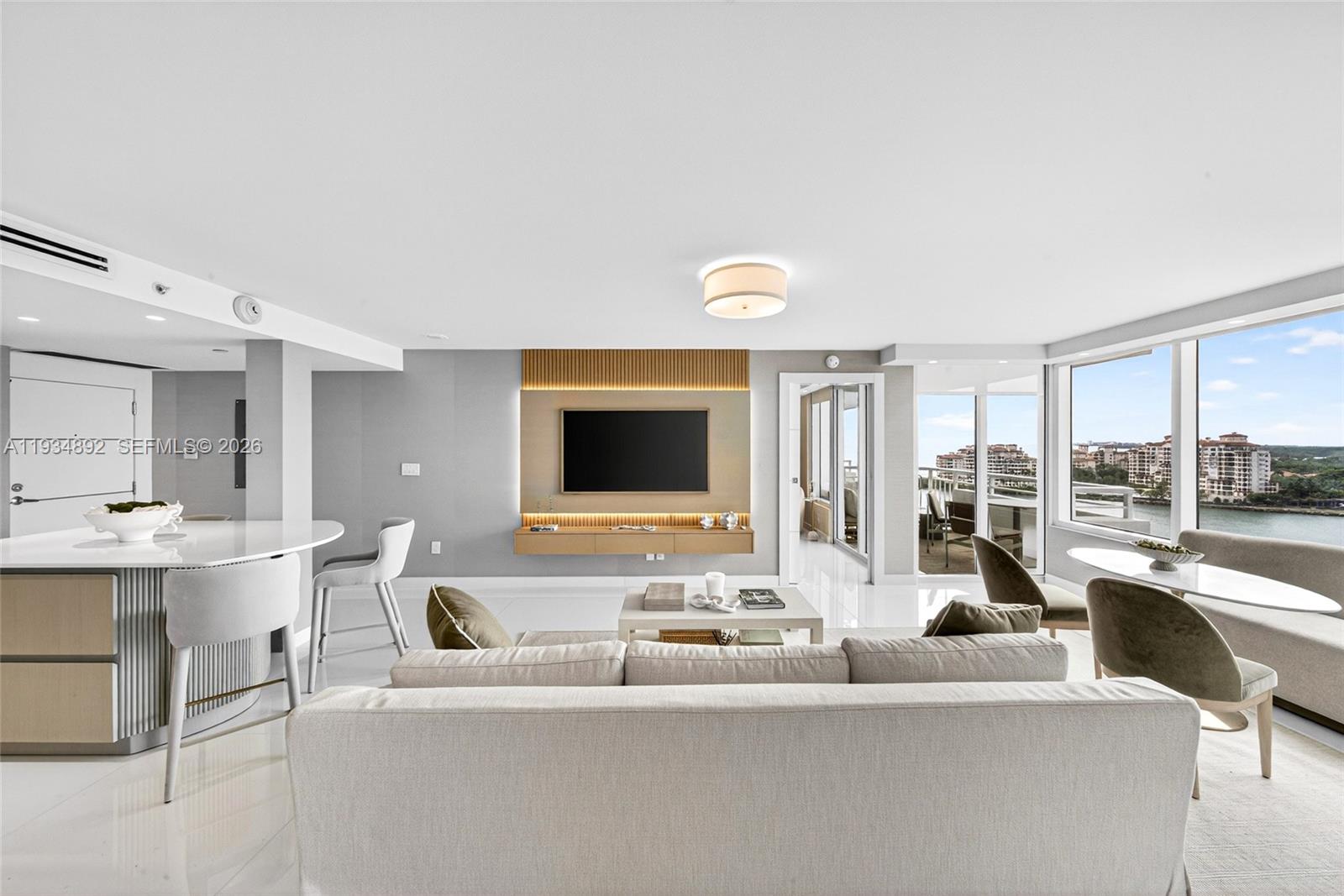 image South Pointe Towers2