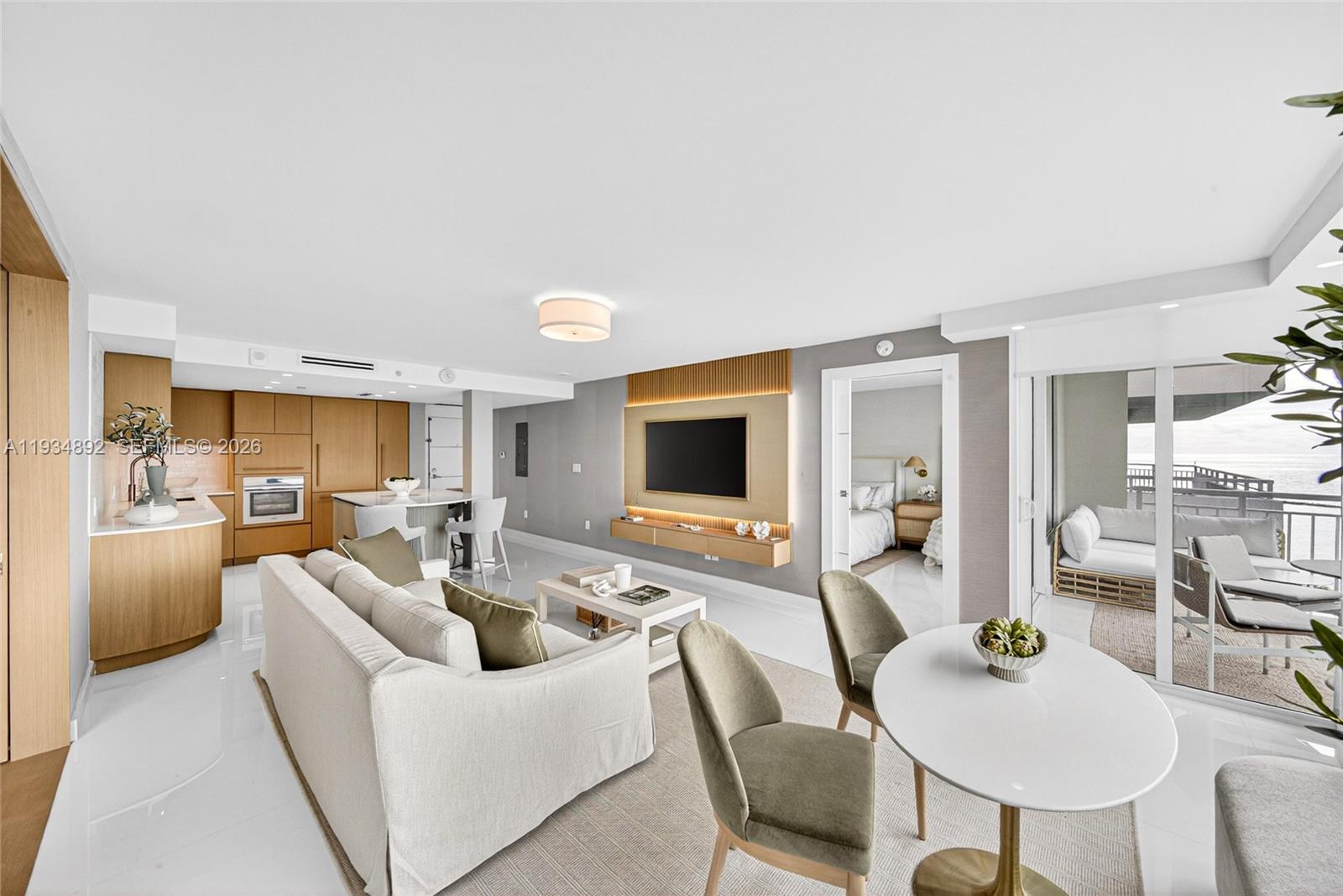 image South Pointe Towers5