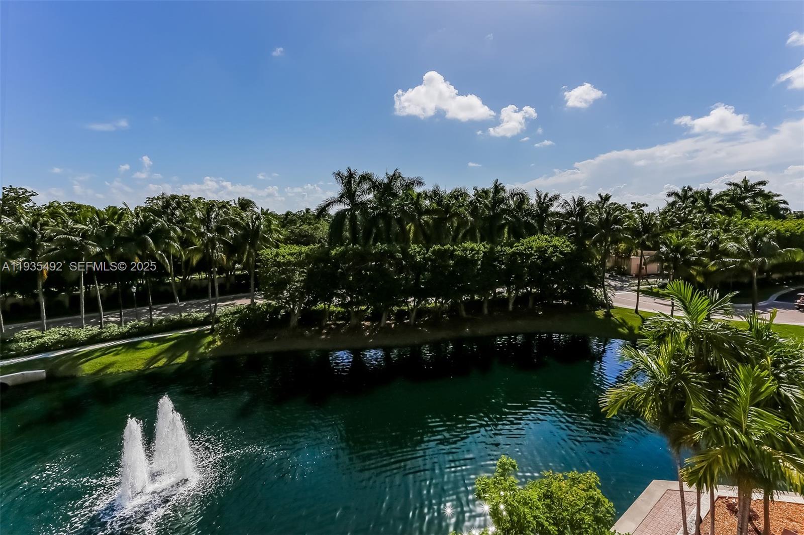 747 Crandon Blvd #410 Key Biscayne, FL 33149