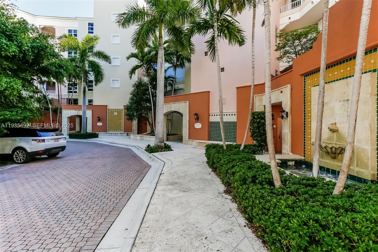 747 Crandon Blvd #410 Key Biscayne, FL 33149