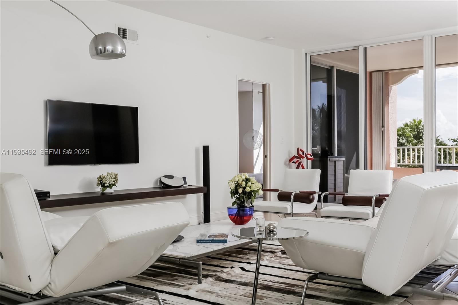 747 Crandon Blvd #410 Key Biscayne, FL 33149