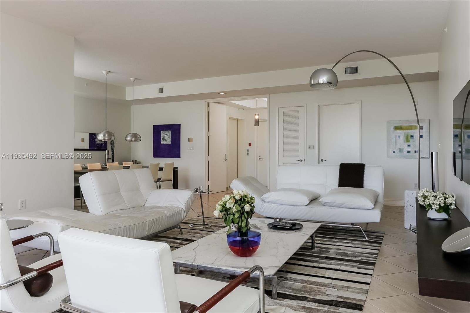 747 Crandon Blvd #410 Key Biscayne, FL 33149