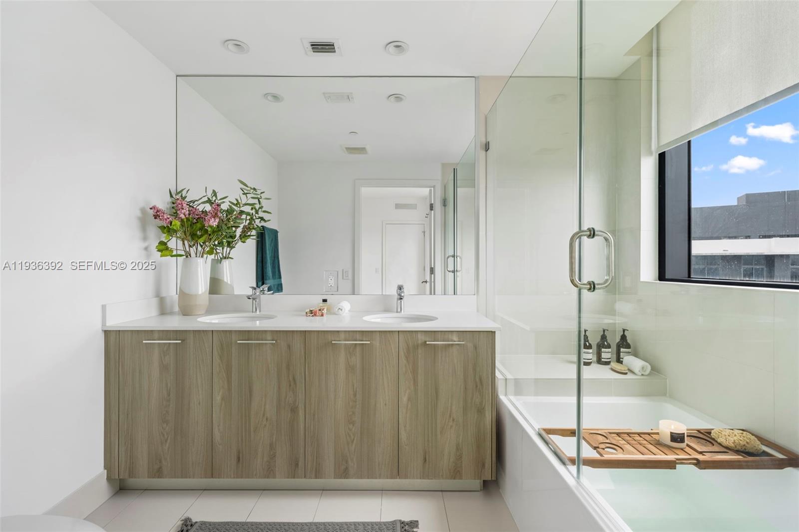 501 NE 31st St #3409 Miami, FL 33137