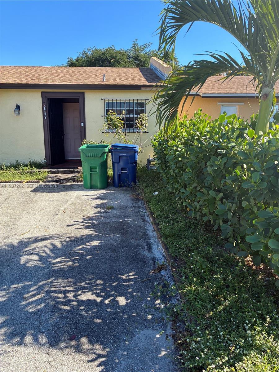 3009 NW 204th Ter Miami Gardens, FL 33056