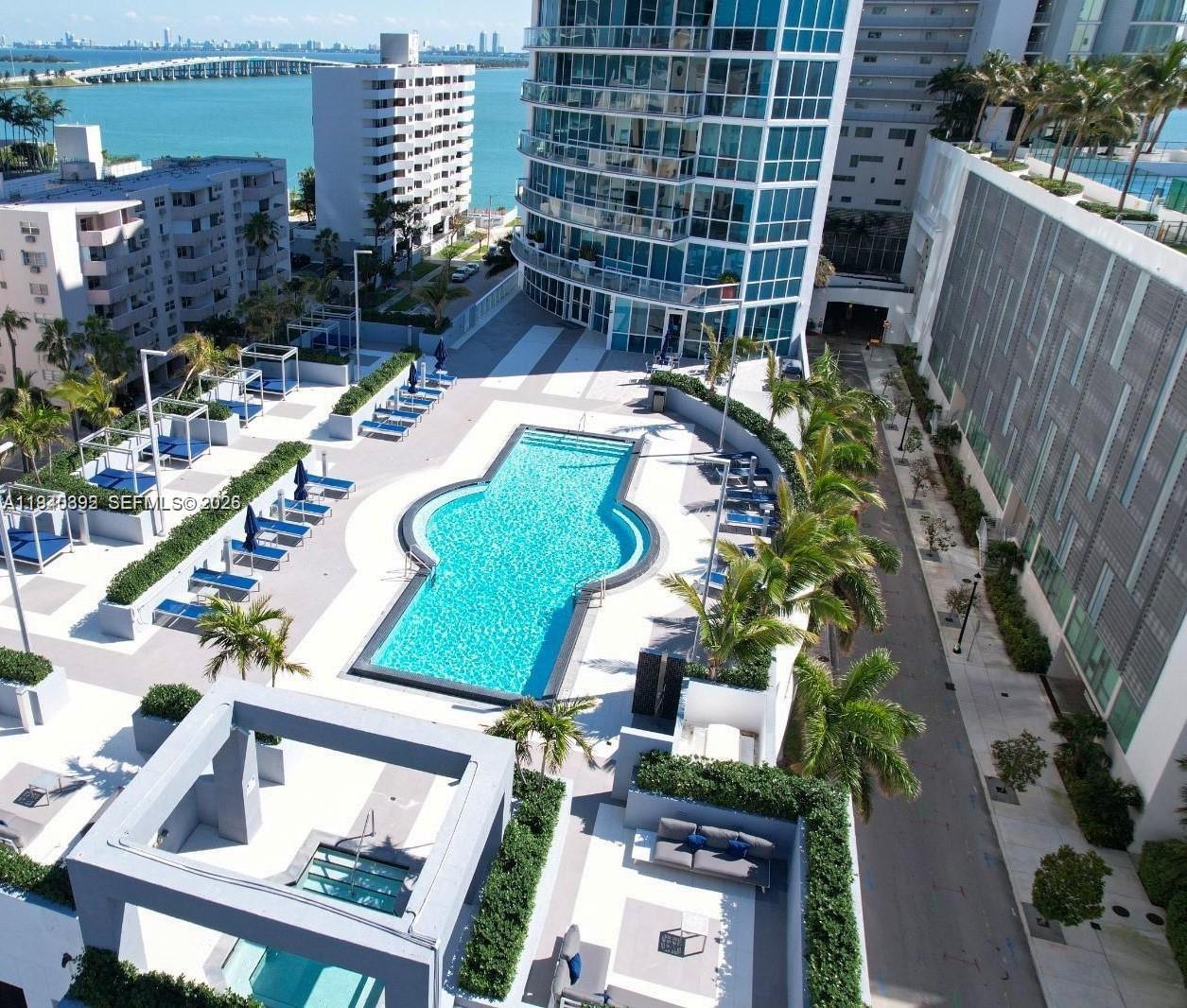 image Platinum Condominium20