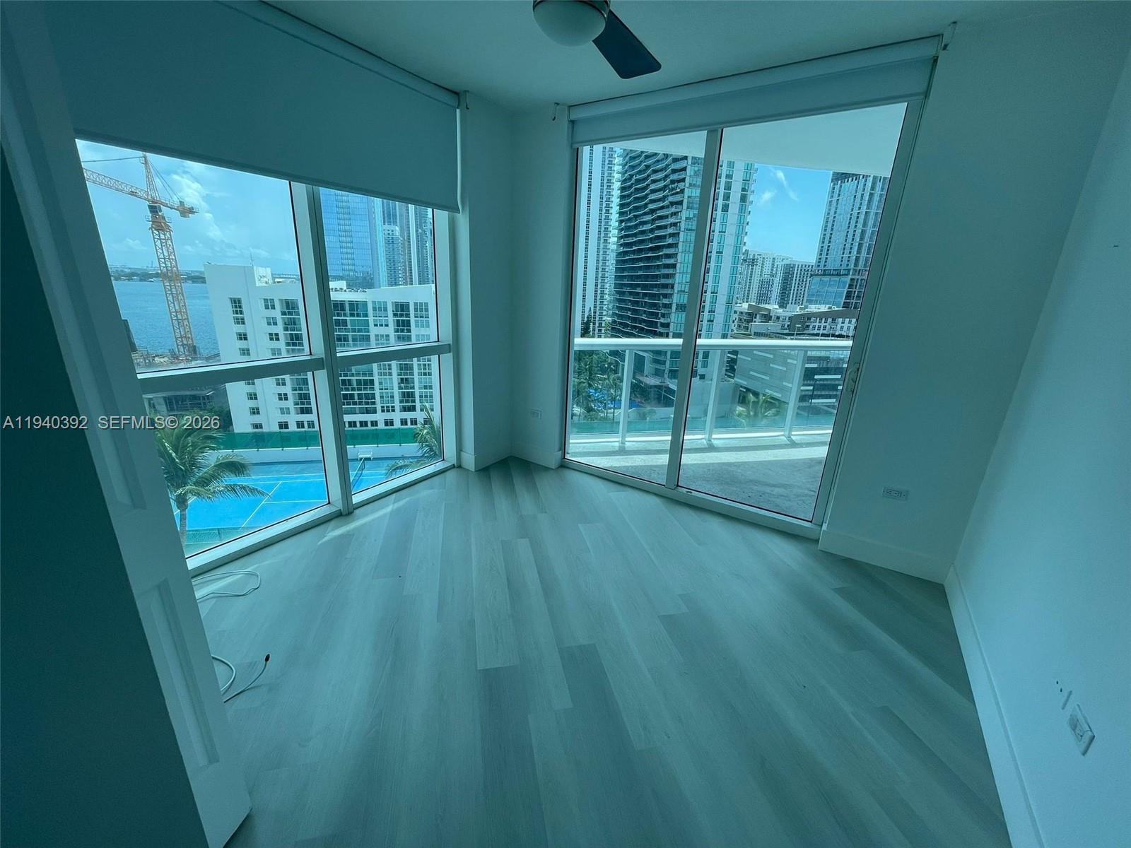 image Platinum Condominium8