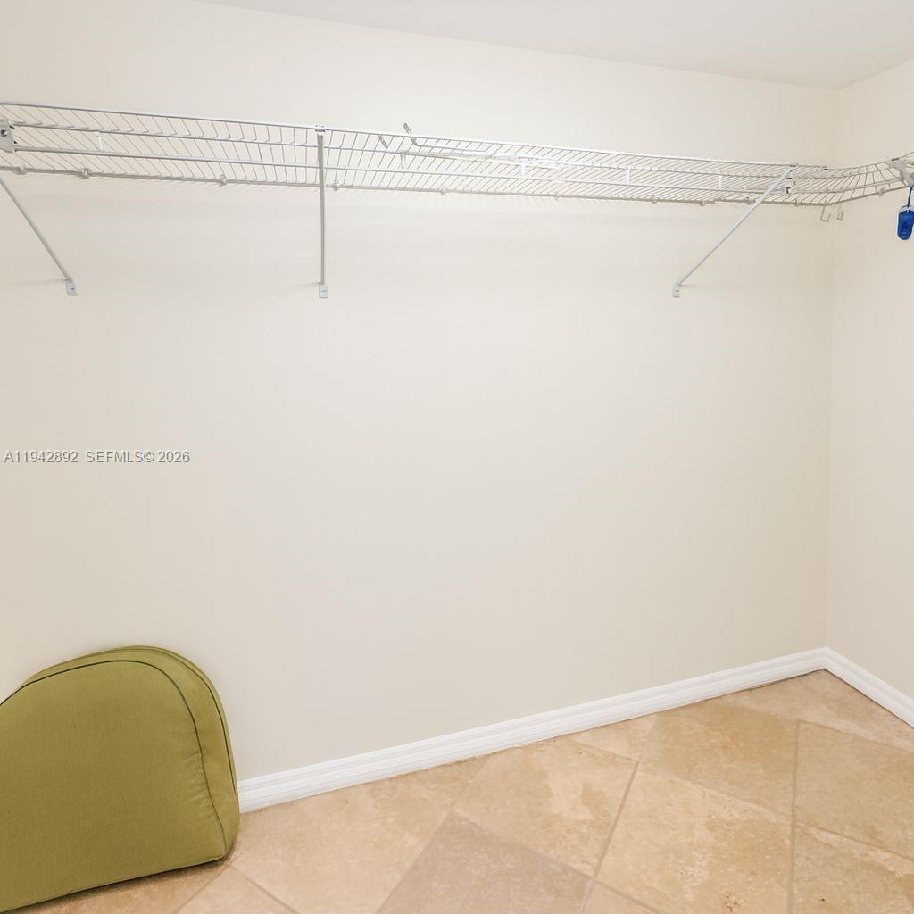 image The Bridgewater32