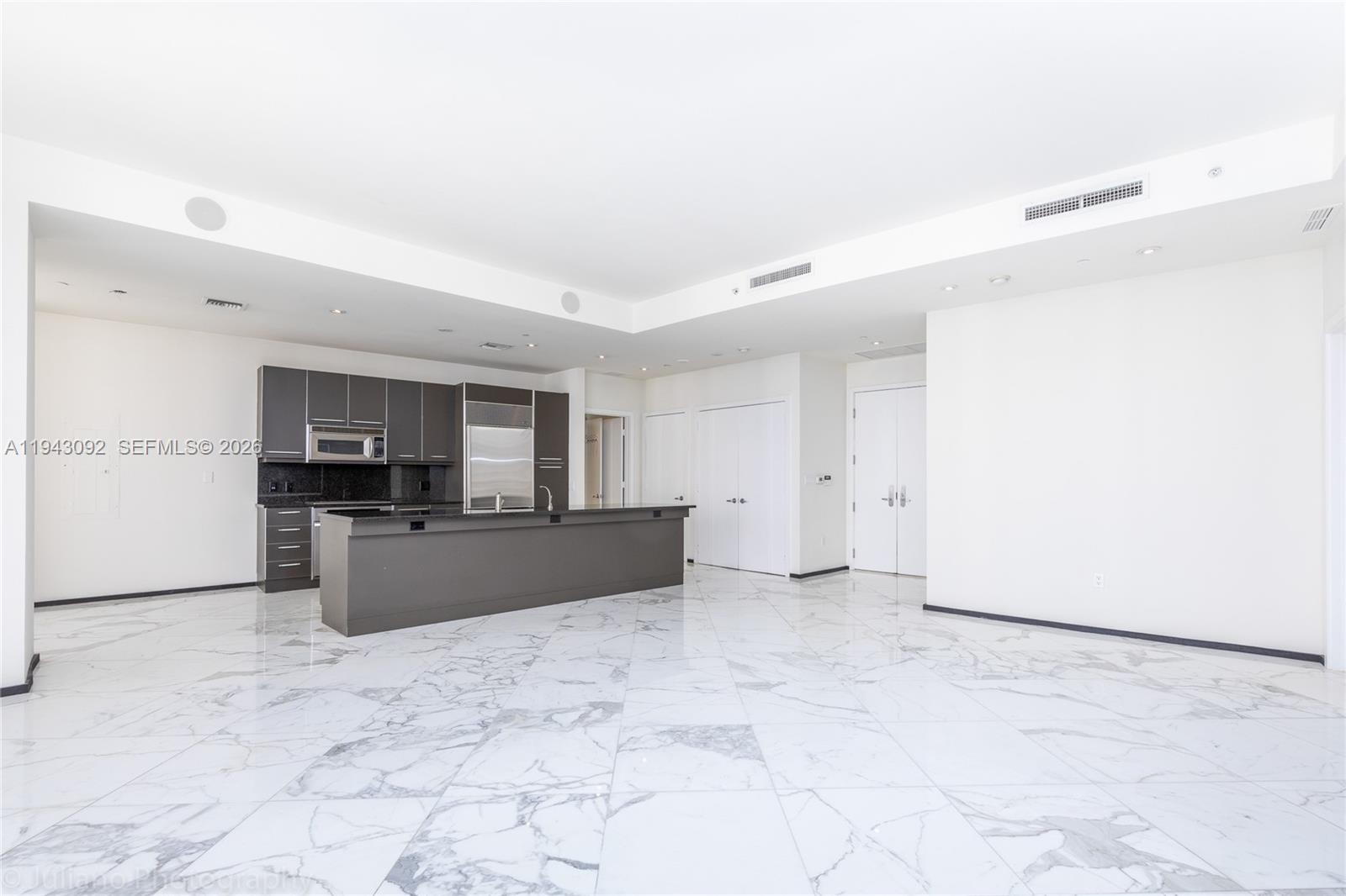 901 Brickell Key Blvd #3407 Miami, FL 33131