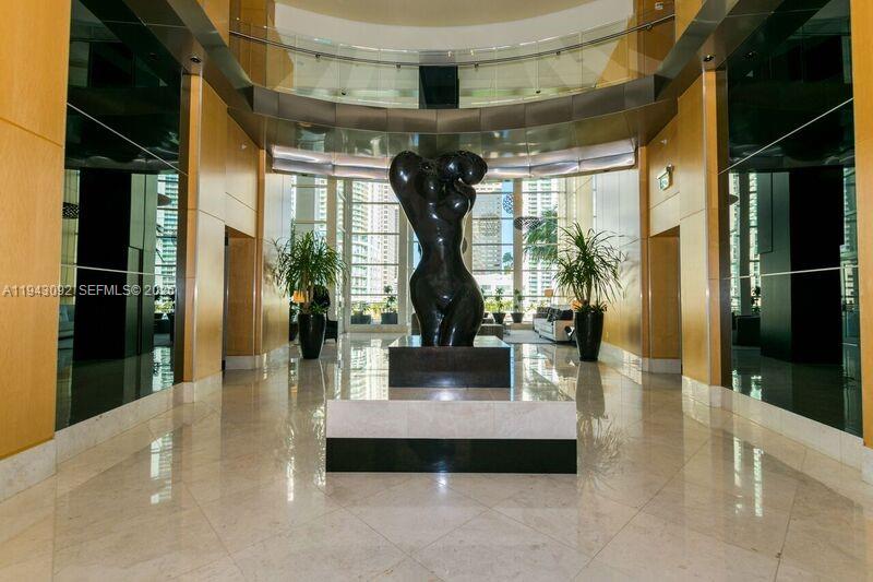 901 Brickell Key Blvd #3407 Miami, FL 33131