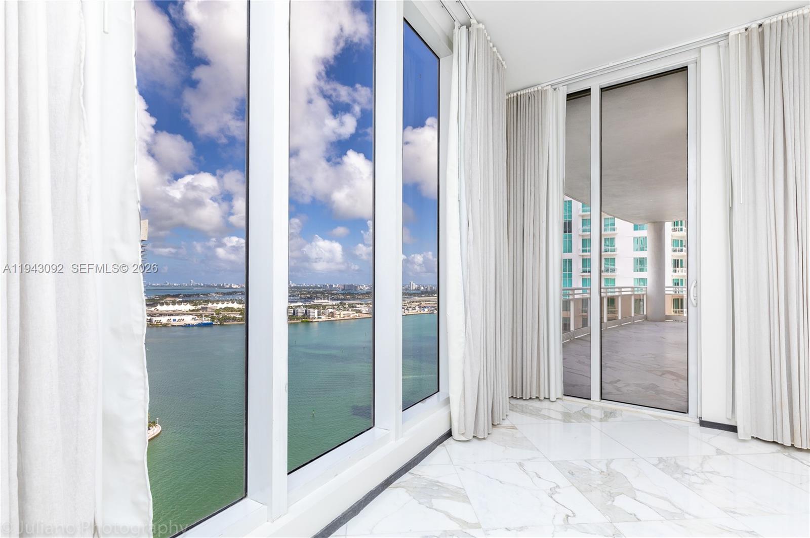 901 Brickell Key Blvd #3407 Miami, FL 33131