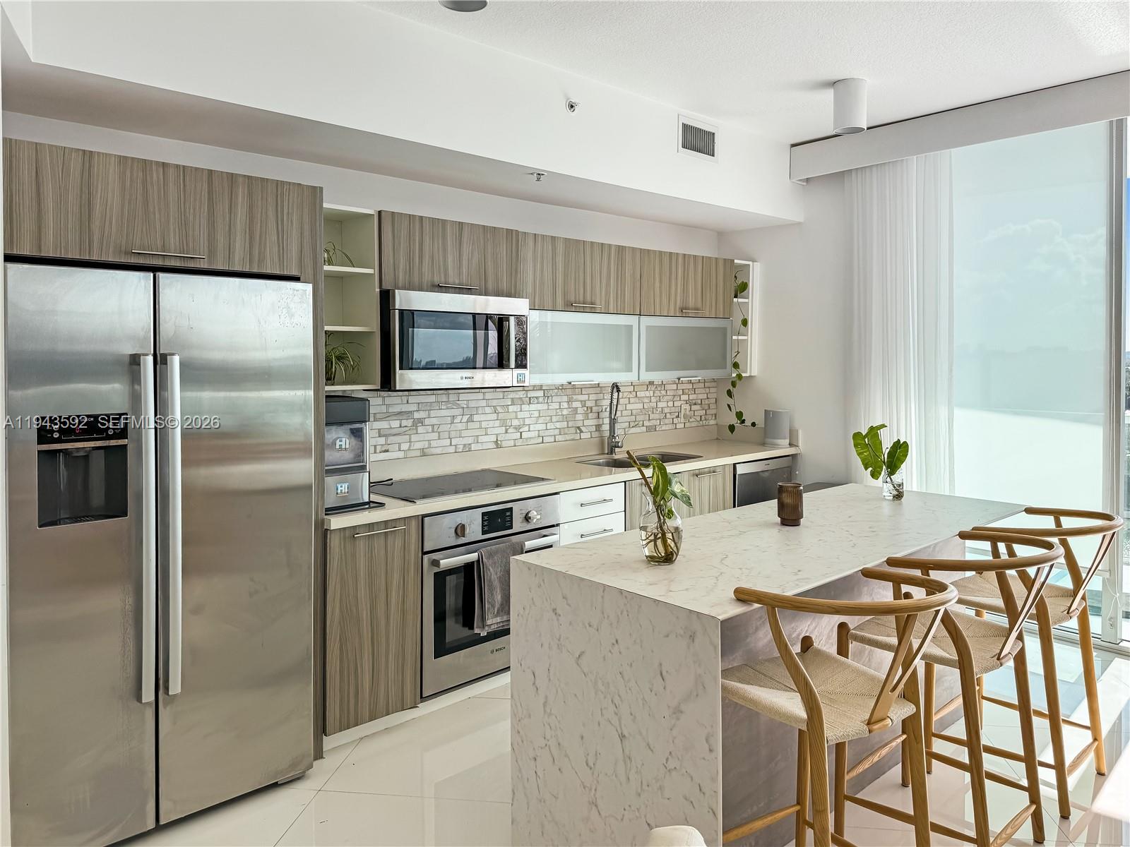 6700 Indian Crk Dr #PH7 Miami Beach, FL 33141