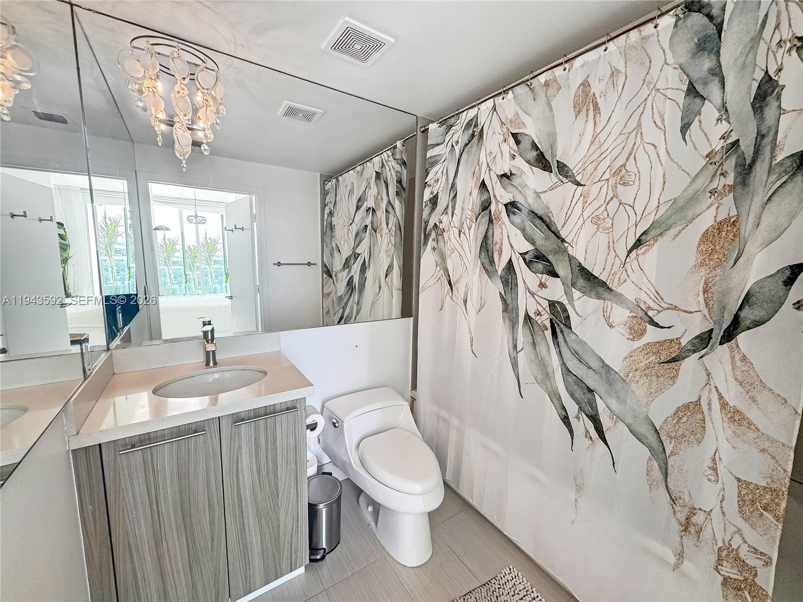 6700 Indian Crk Dr #PH7 Miami Beach, FL 33141