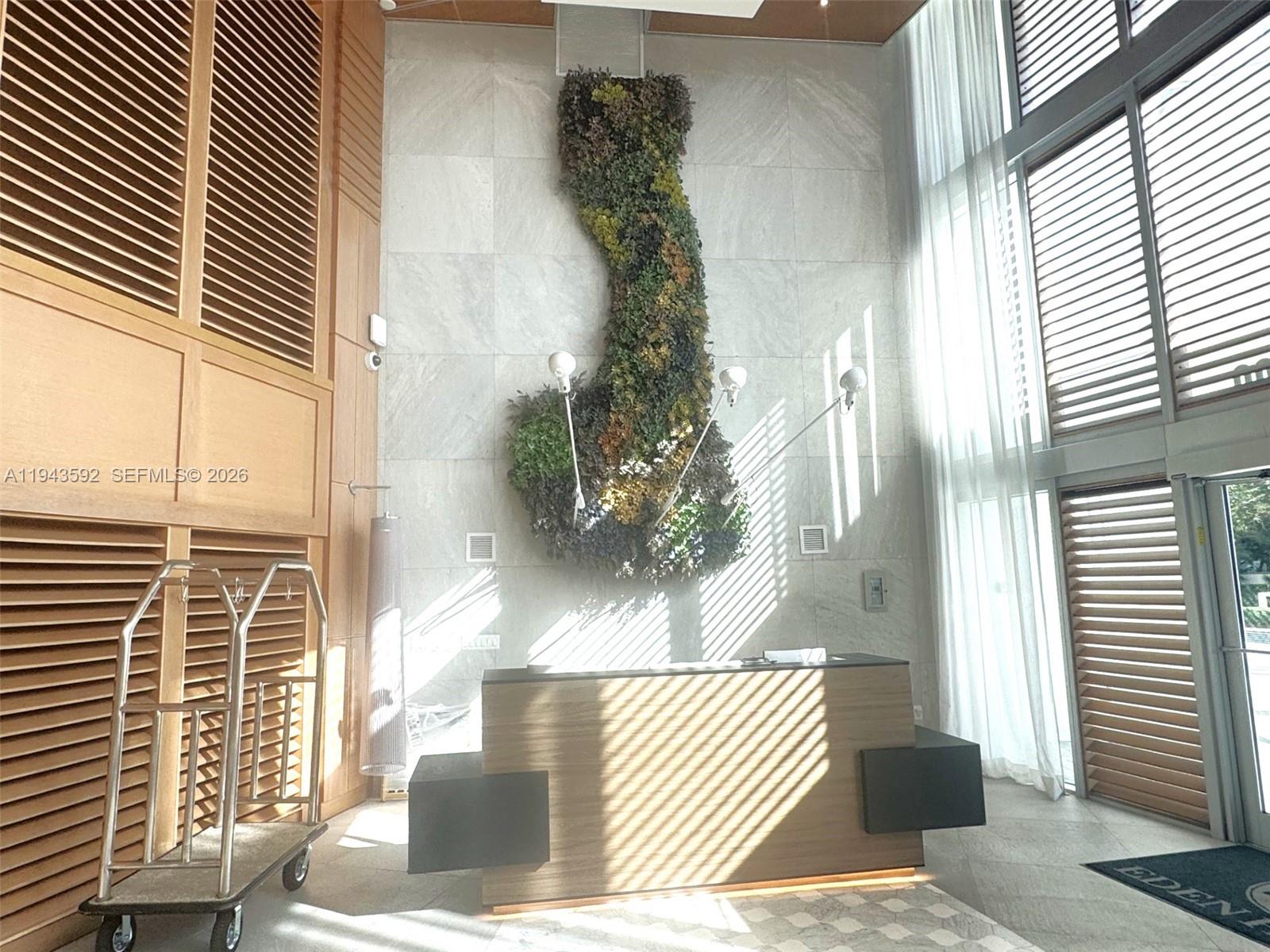 6700 Indian Crk Dr #PH7 Miami Beach, FL 33141