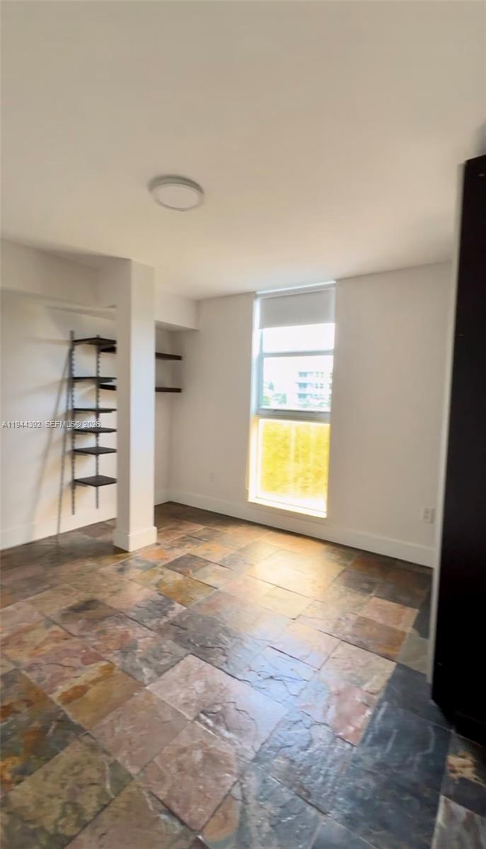 16590 NE 26th Ave #402 North Miami Beach, FL 33160