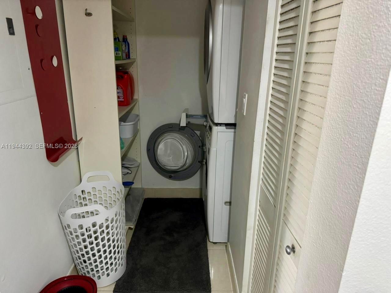 16590 NE 26th Ave #402 North Miami Beach, FL 33160