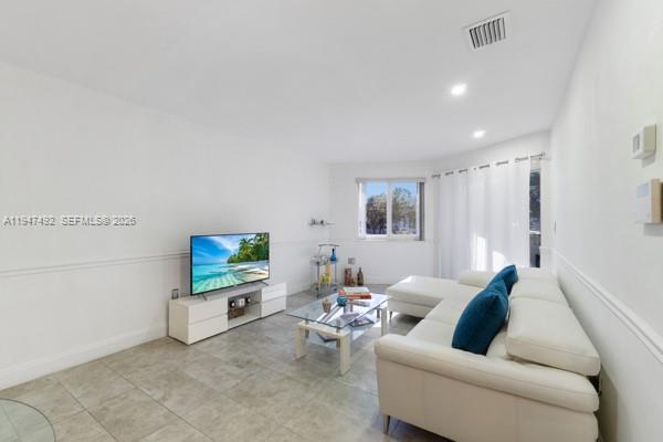 Undisclosed Address Miami, FL 33179