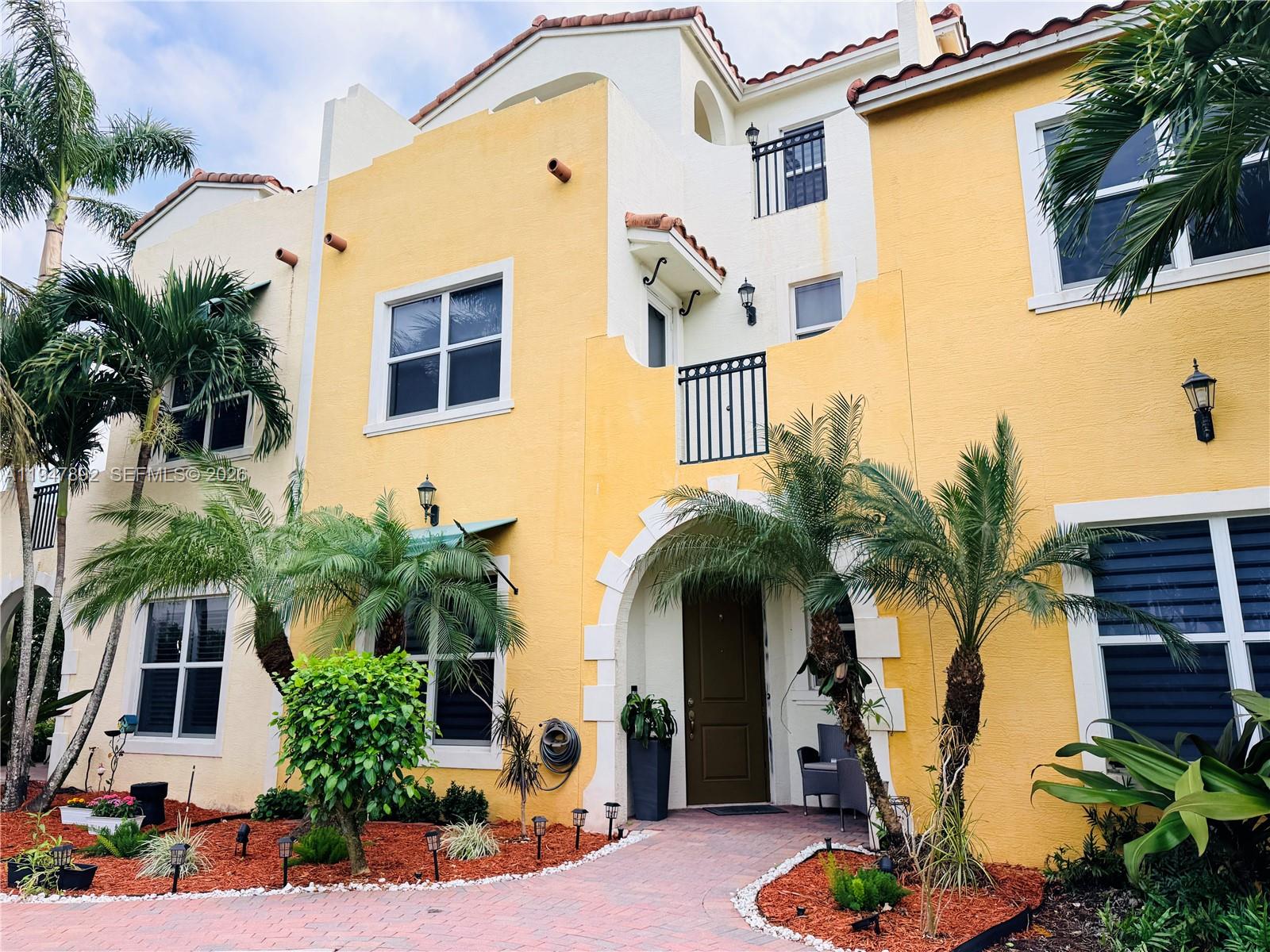 12407 NW 18th Ct Pembroke Pines, FL 33028