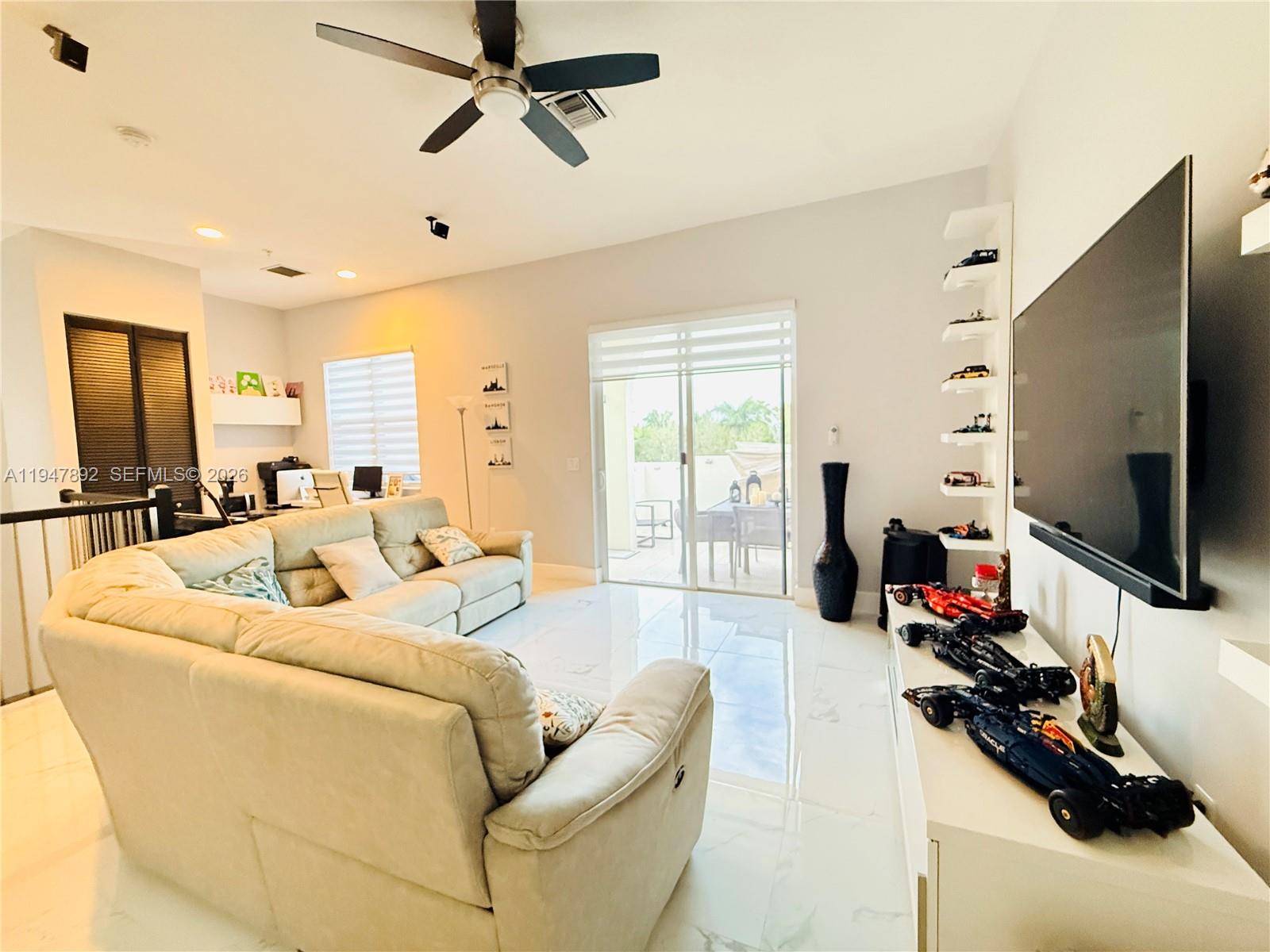 12407 NW 18th Ct Pembroke Pines, FL 33028