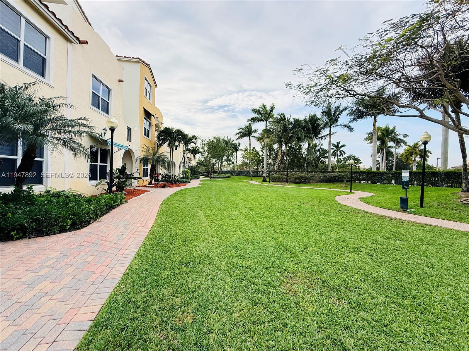 12407 NW 18th Ct Pembroke Pines, FL 33028