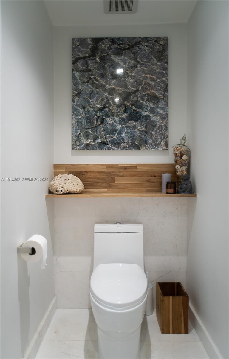 2110 Keystone Blvd North Miami, FL 33181