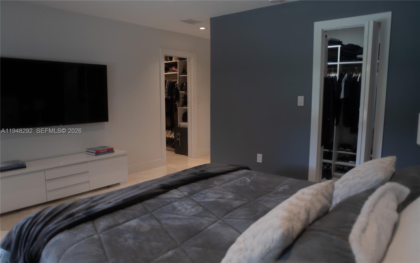 2110 Keystone Blvd North Miami, FL 33181