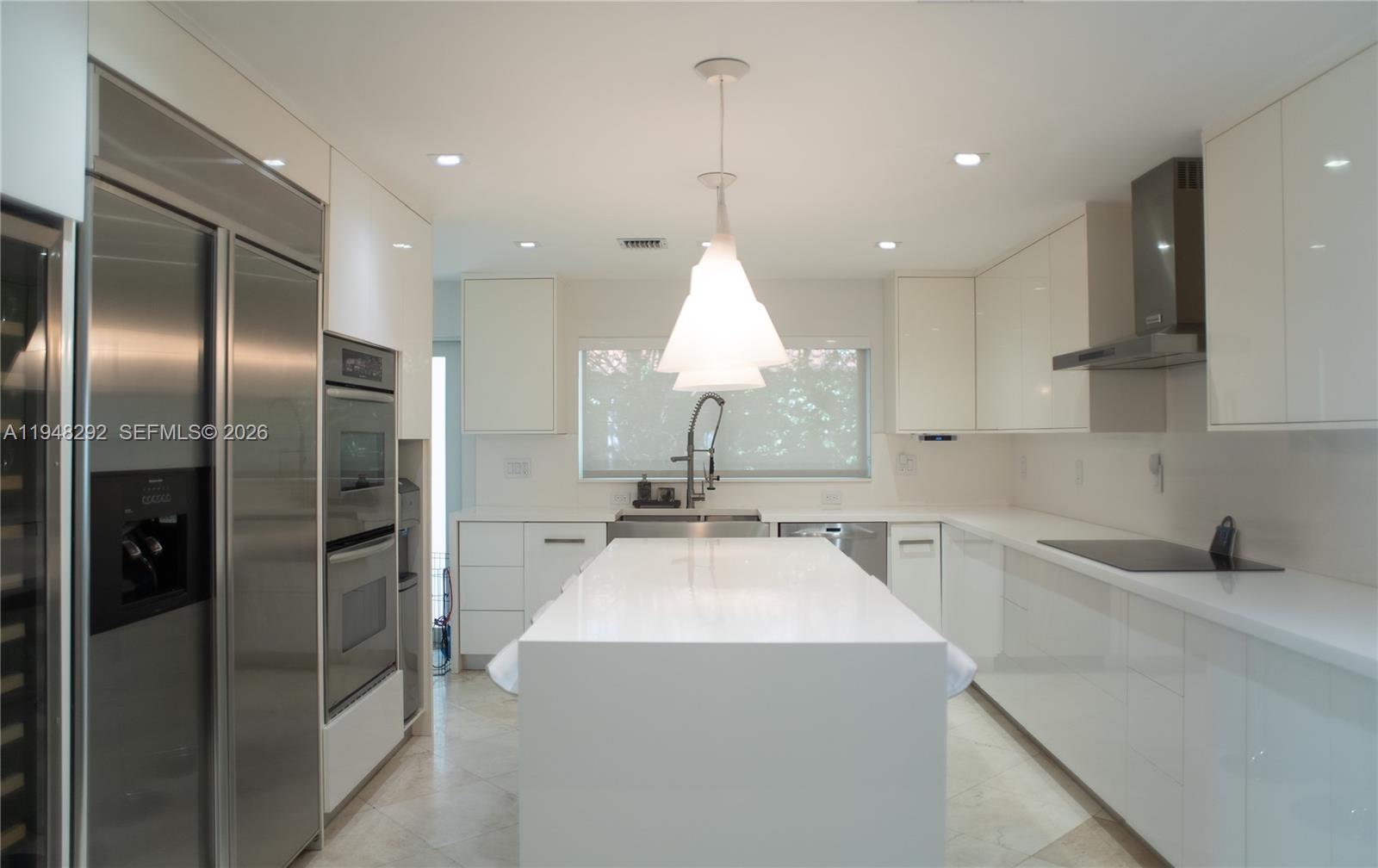 2110 Keystone Blvd North Miami, FL 33181