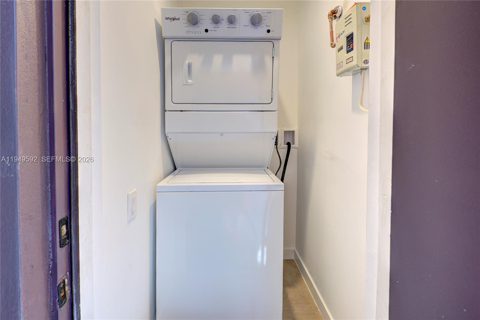 818 NW 47th St Miami, FL 33127