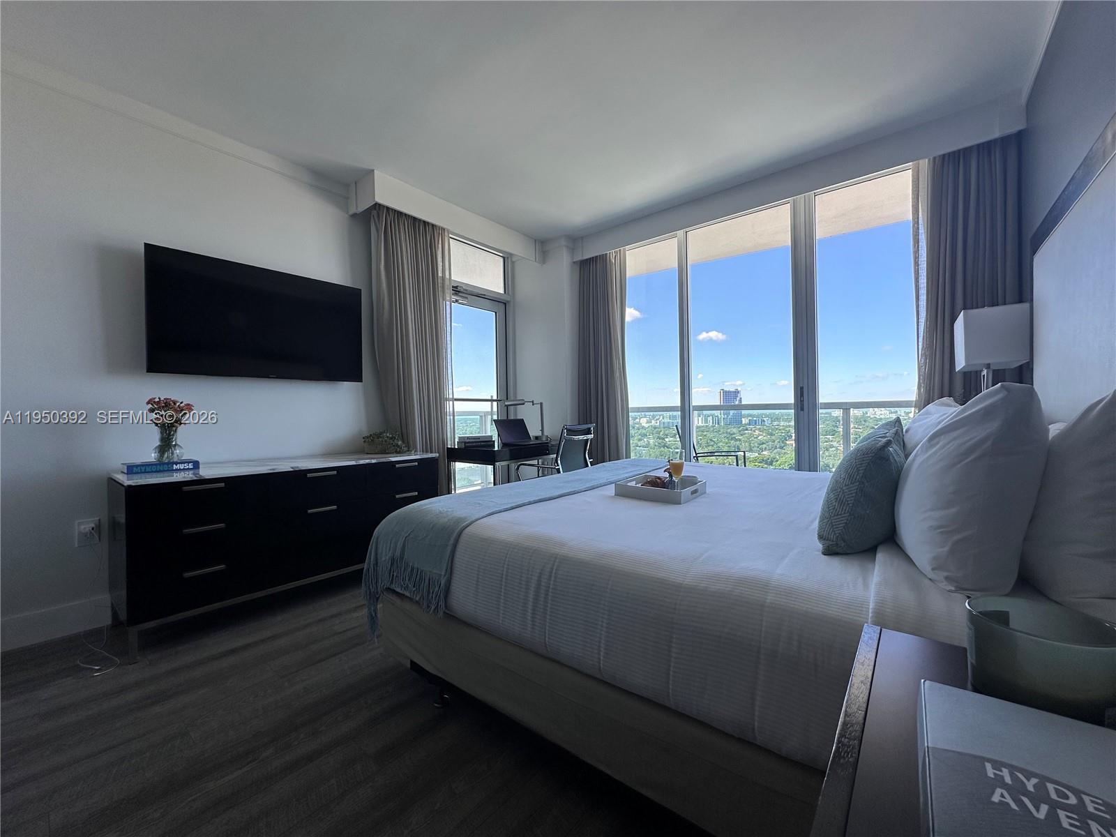 image Mutiny Park/arya14