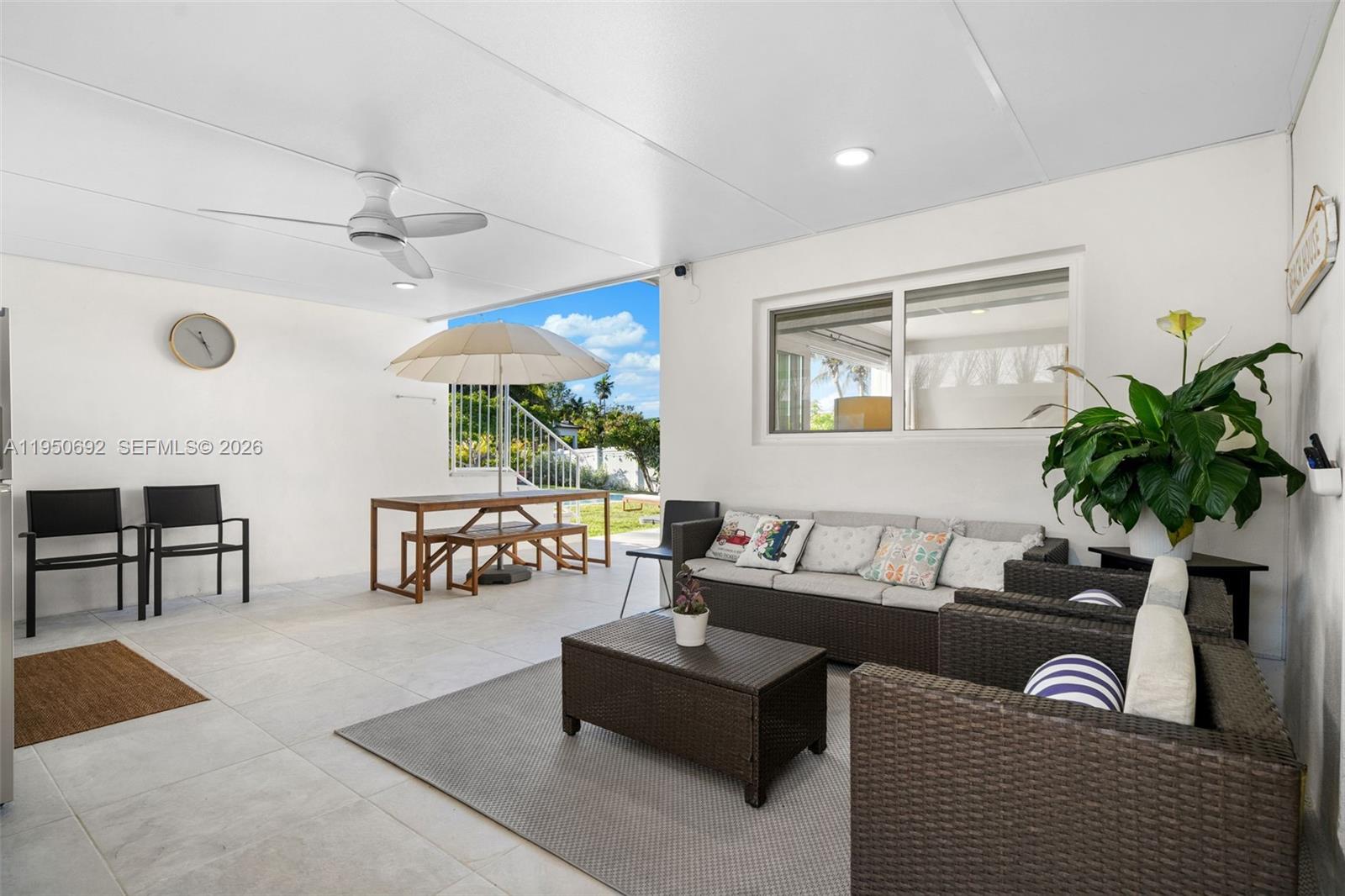 7770 Hawthorne Ave Miami Beach, FL 33141