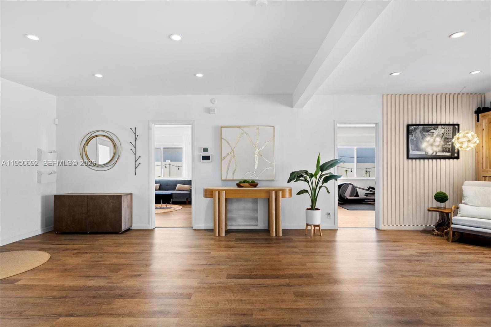 7770 Hawthorne Ave Miami Beach, FL 33141