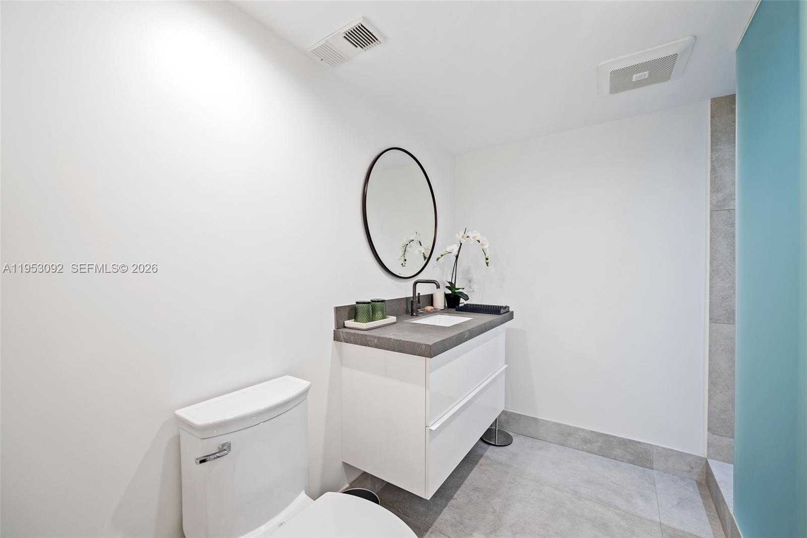 image Three Grove Isle14