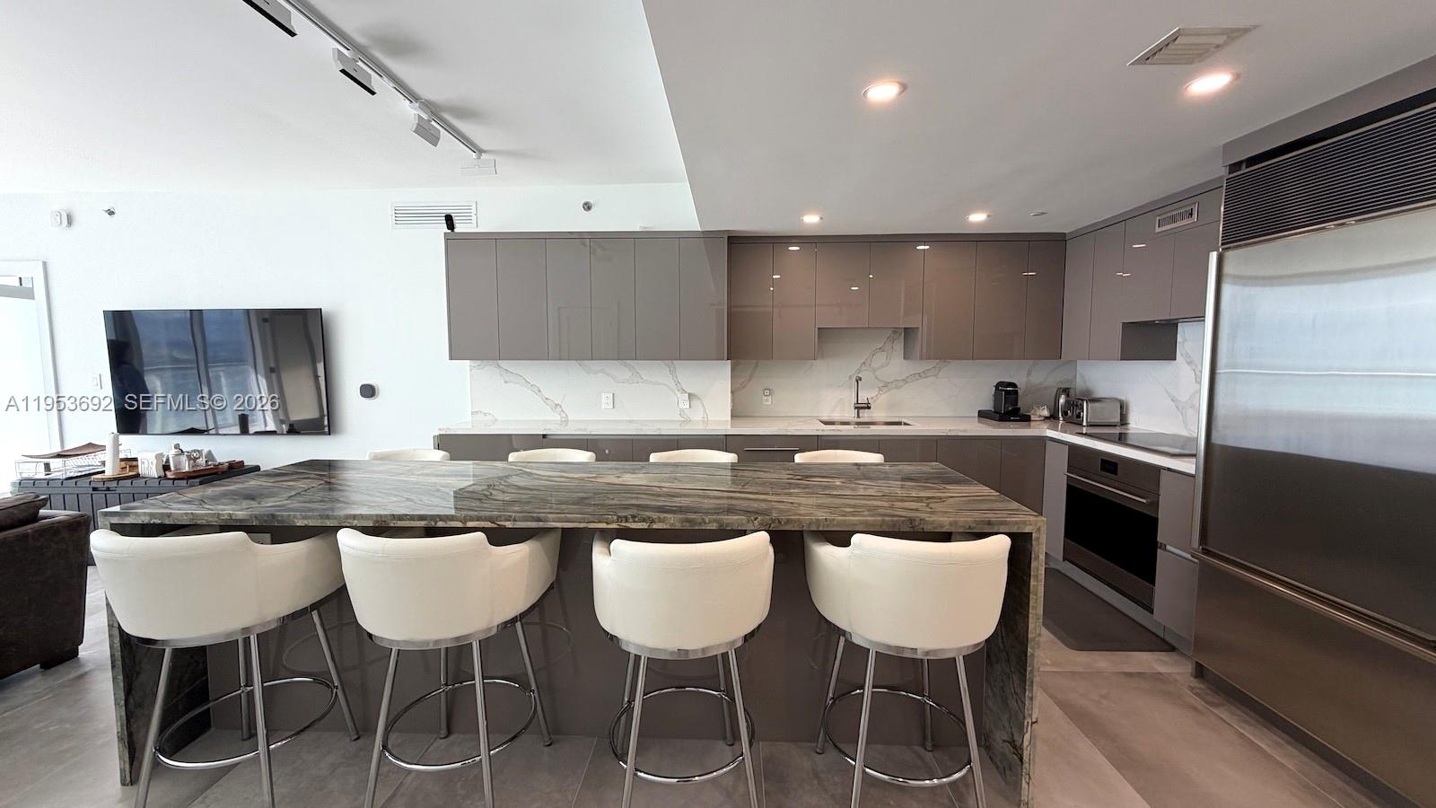 image Icon Brickell I4