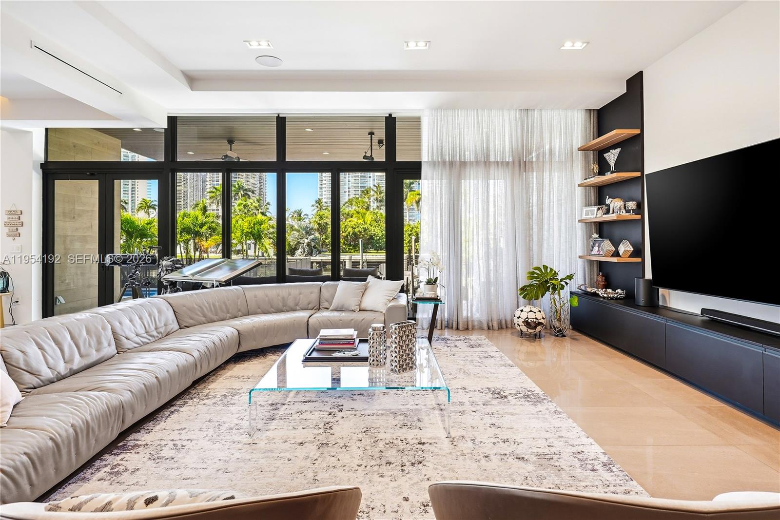 364 Golden Bch Dr Golden Beach, FL 33160