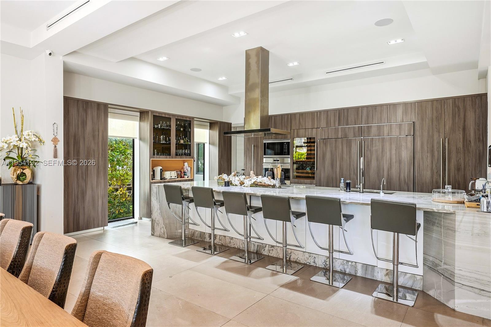 364 Golden Bch Dr Golden Beach, FL 33160