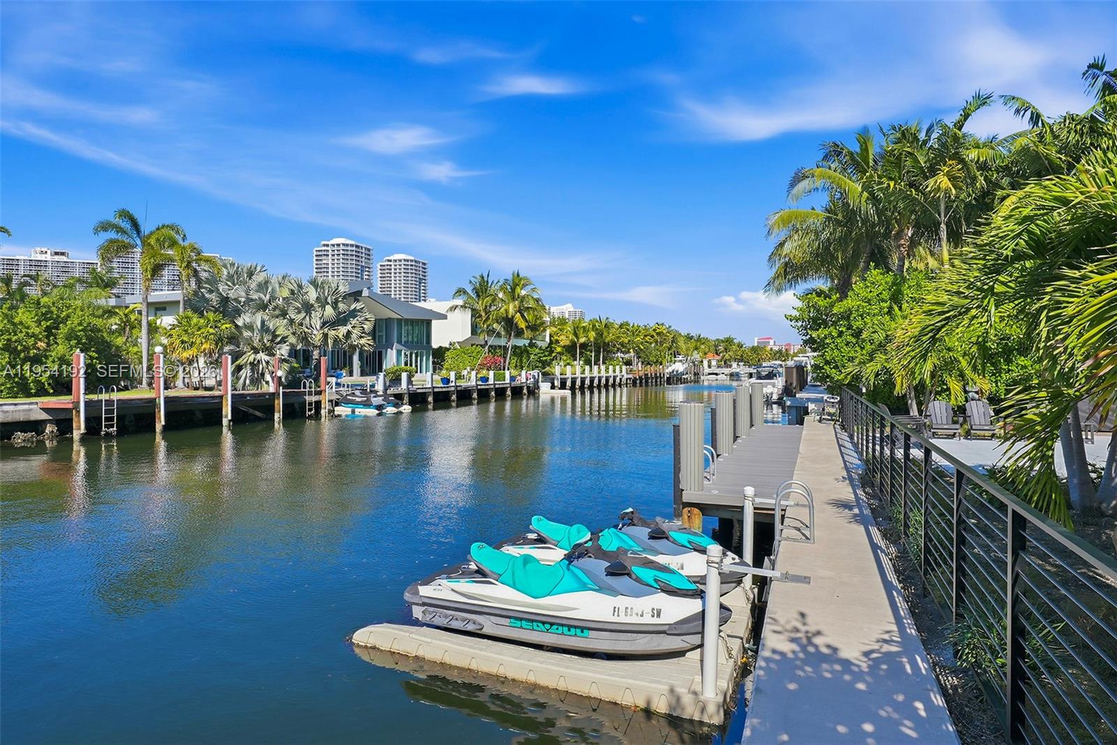 364 Golden Bch Dr Golden Beach, FL 33160